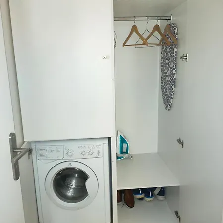2 In A Perfect Location *